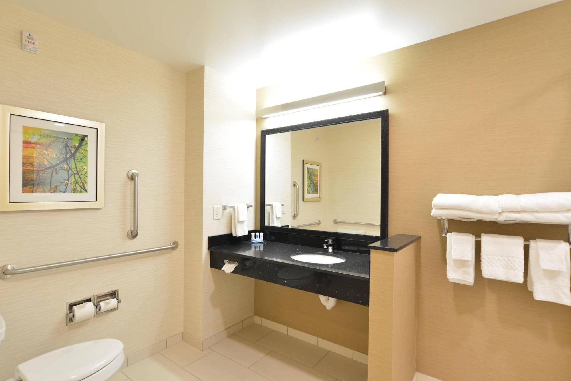 Fairfield Inn & Suites By Marriott Eau Claire/Chippewa Falls Eksteriør billede